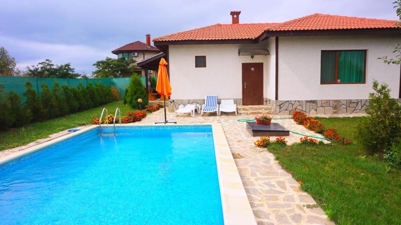 Вила Едем - Villa Edem - Beach Bolata Area Bŭlgarevo Eksteriør billede