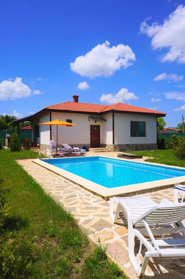 Вила Едем - Villa Edem - Beach Bolata Area Bŭlgarevo Eksteriør billede