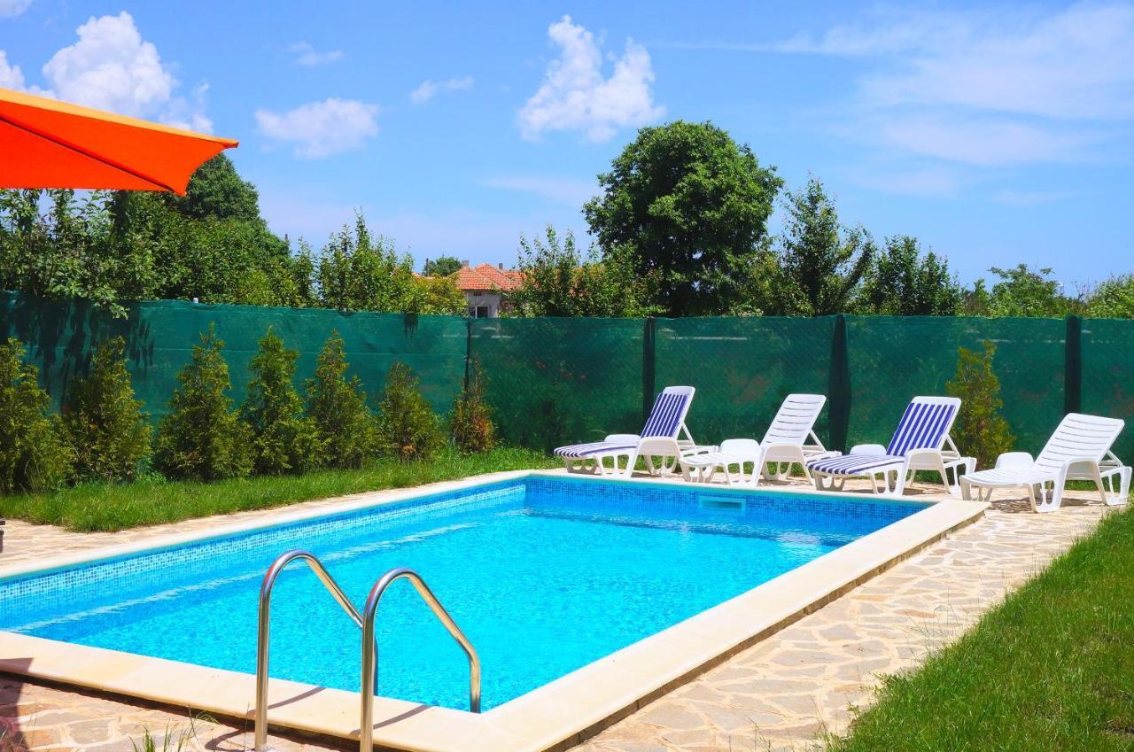 Вила Едем - Villa Edem - Beach Bolata Area Bŭlgarevo Eksteriør billede